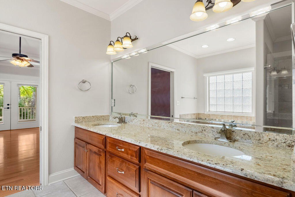 Loudon, Tennessee, 37774, United States, 3 Bedrooms Bedrooms, ,3 BathroomsBathrooms,Residential,Forsale,1893719