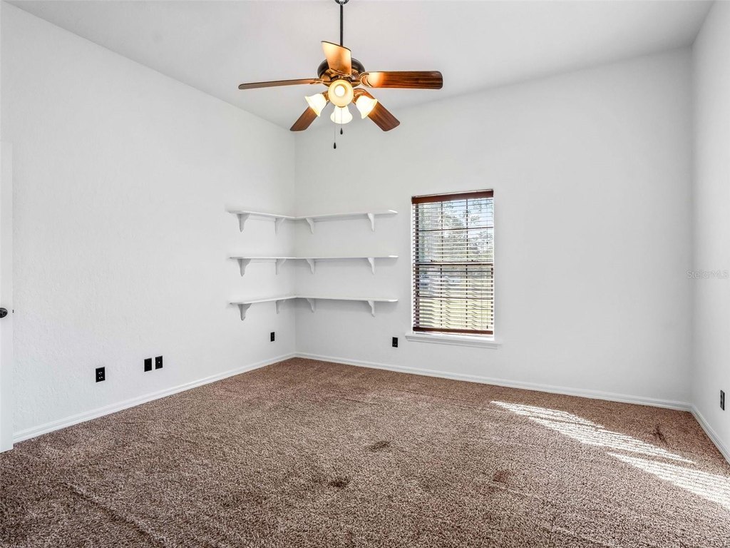 REDDICK, Florida, 32686, United States, 3 Bedrooms Bedrooms, ,2 BathroomsBathrooms,Residential,Forsale,1994137