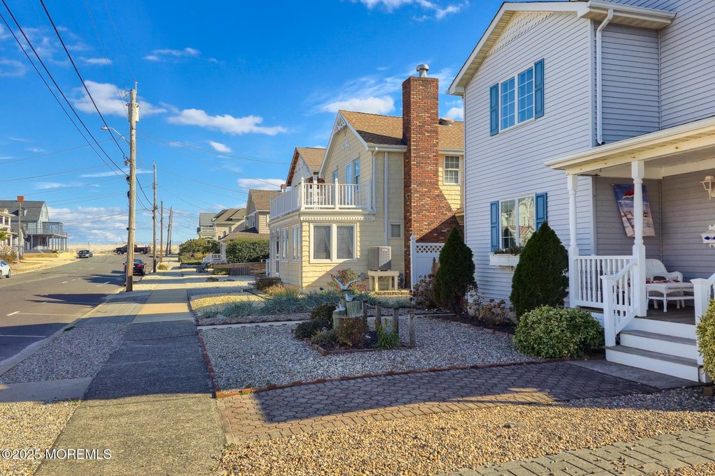 Lavallette, New Jersey, 08735, United States, 5 Bedrooms Bedrooms, ,3 BathroomsBathrooms,Residential,Forsale,2004473