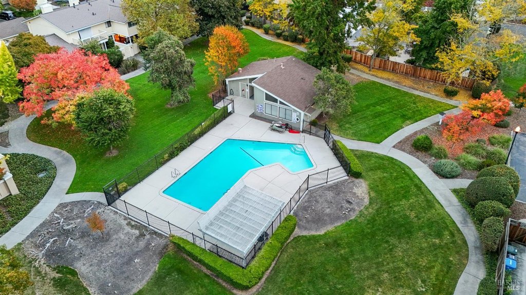 Santa Rosa, California, 95405, United States, 4 Bedrooms Bedrooms, ,2.5 BathroomsBathrooms,Residential,Forsale,2004741