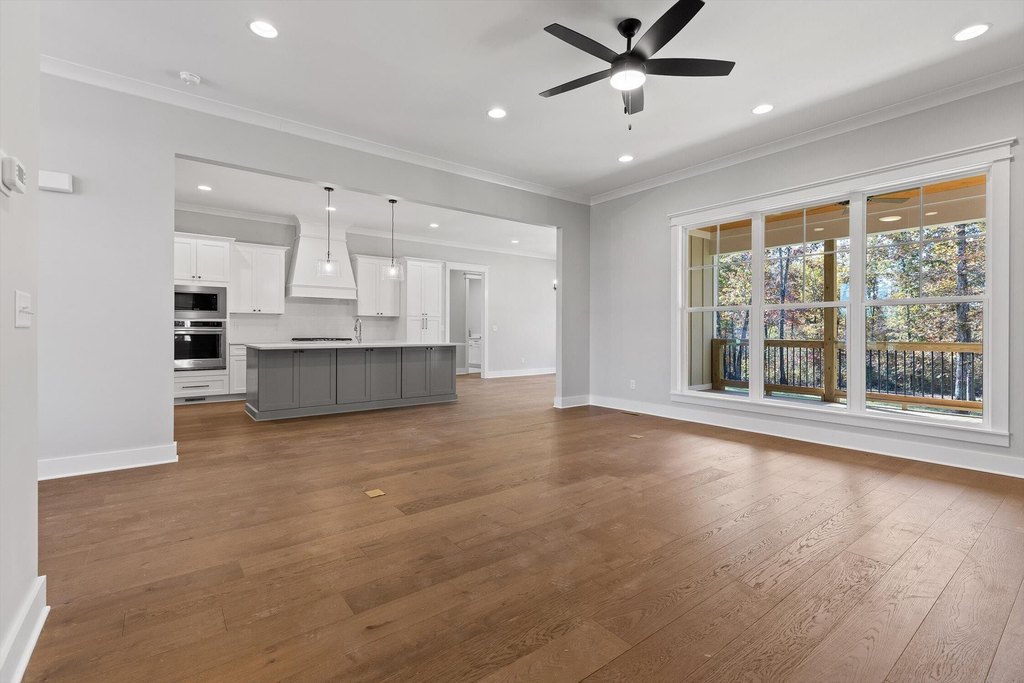 Soddy Daisy, Tennessee, 37379, United States, 4 Bedrooms Bedrooms, ,3.5 BathroomsBathrooms,Residential,Forsale,1995349