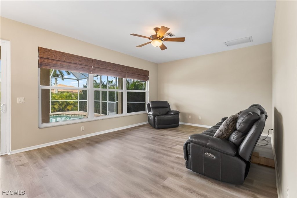 Fort Myers, Florida, 33908, United States, 5 Bedrooms Bedrooms, ,3 BathroomsBathrooms,Residential,Forsale,1998613