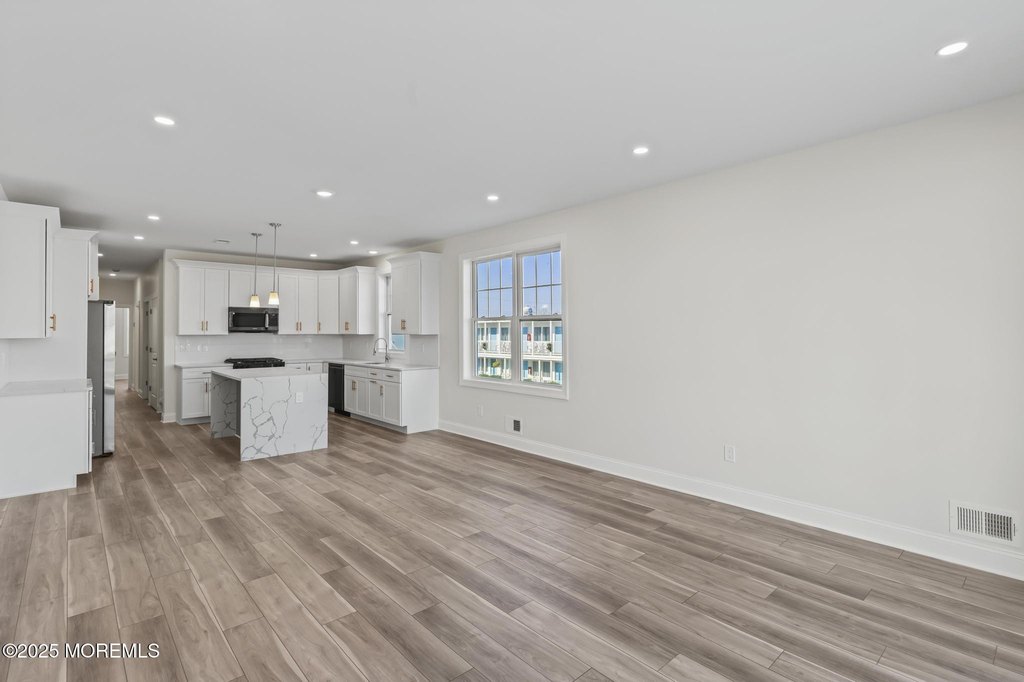 Seaside Heights, New Jersey, 08751, United States, 4 Bedrooms Bedrooms, ,4 BathroomsBathrooms,Residential,Forsale,2004849