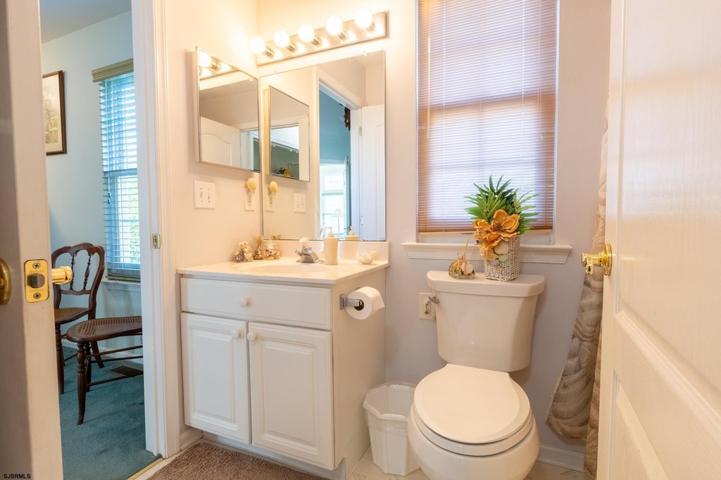 Egg Harbor Township, New Jersey, 08234, United States, 4 Bedrooms Bedrooms, ,3 BathroomsBathrooms,Residential,Forsale,1994156