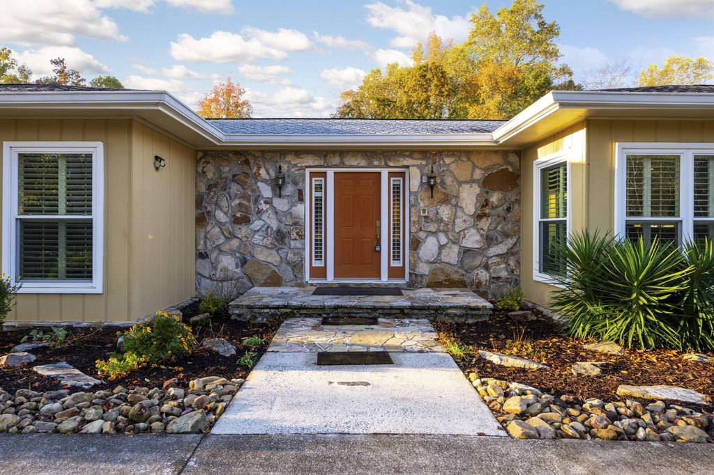 Cleveland, Tennessee, 37312, United States, 3 Bedrooms Bedrooms, ,3.5 BathroomsBathrooms,Residential,Forsale,1995335