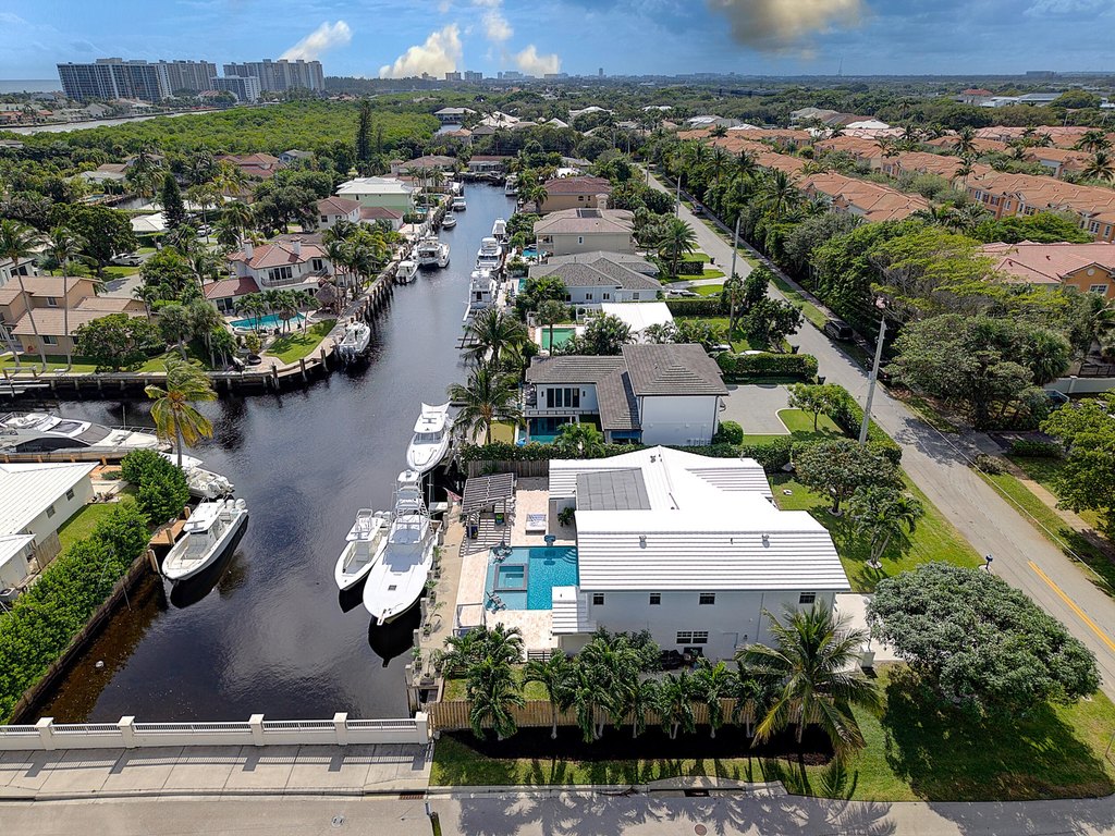 Boca Raton, Florida, 33487, United States, 4 Bedrooms Bedrooms, ,5 BathroomsBathrooms,Residential,Forsale,1996332