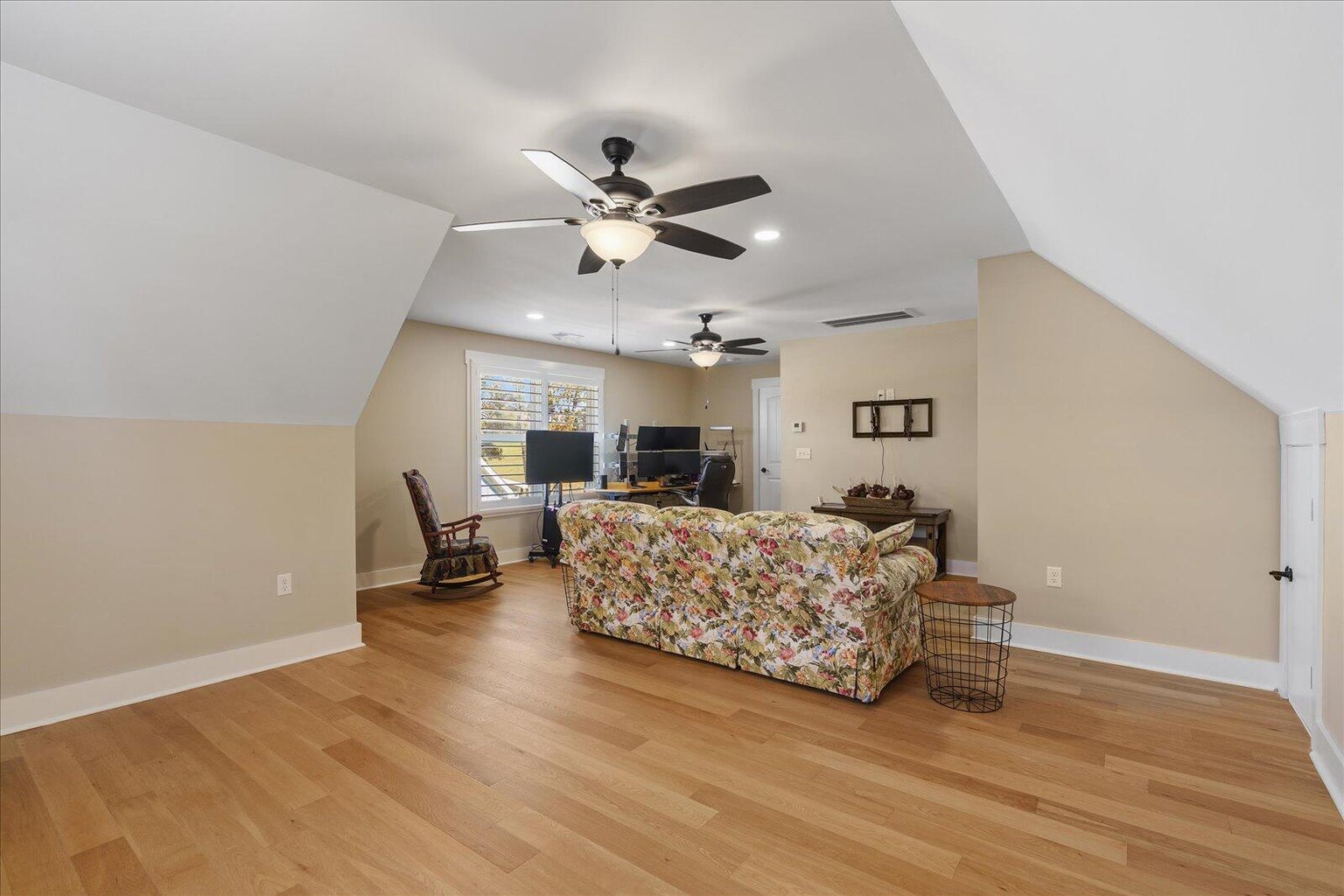 Ringgold, Georgia, 30736, United States, 3 Bedrooms Bedrooms, ,3 BathroomsBathrooms,Residential,Forsale,1995351