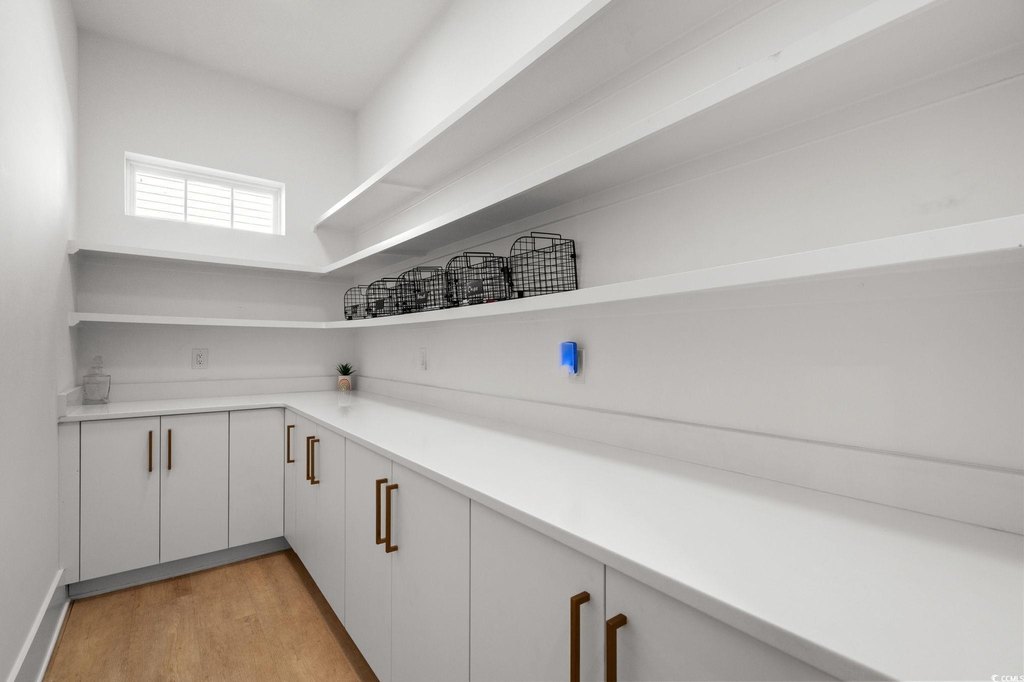 Myrtle Beach, South Carolina, 29577, United States, 5 Bedrooms Bedrooms, ,4.5 BathroomsBathrooms,Residential,Forsale,2008937