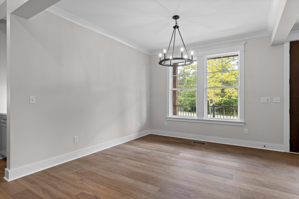 Soddy Daisy, Tennessee, 37379, United States, 4 Bedrooms Bedrooms, ,3.5 BathroomsBathrooms,Residential,Forsale,1995348