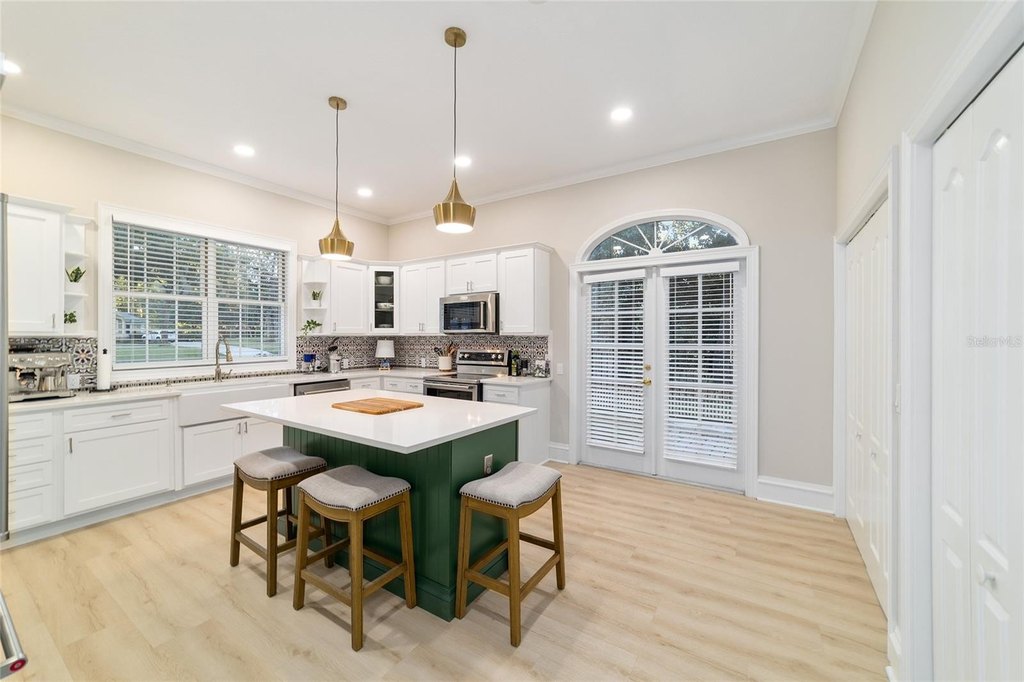 OCALA, Florida, 34480, United States, 4 Bedrooms Bedrooms, ,3 BathroomsBathrooms,Residential,Forsale,2004579