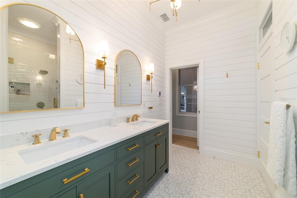 OCALA, Florida, 34480, United States, 4 Bedrooms Bedrooms, ,3 BathroomsBathrooms,Residential,Forsale,2004579