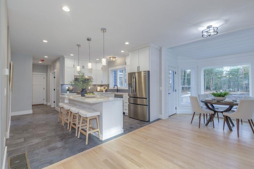 Moultonborough, New Hampshire, 03254, United States, 3 Bedrooms Bedrooms, ,3.5 BathroomsBathrooms,Residential,Forsale,2010628