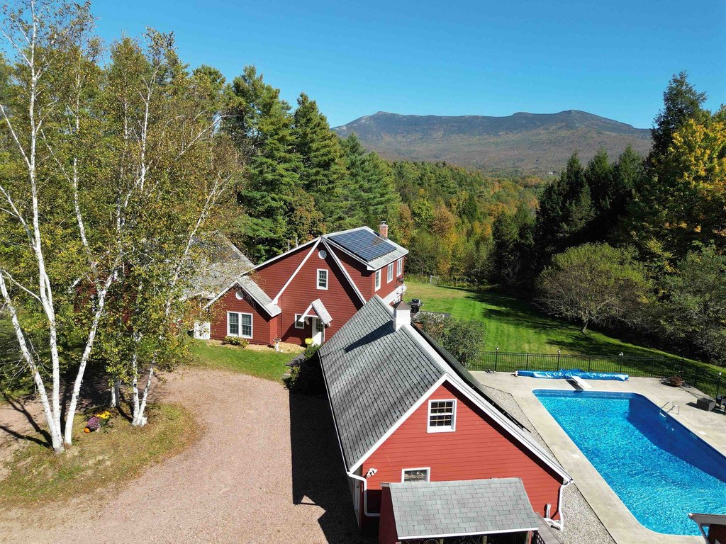 Underhill, Vermont, 05489, United States, 4 Bedrooms Bedrooms, ,3 BathroomsBathrooms,Residential,Forsale,1953117