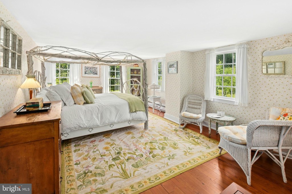 EAST STROUDSBURG, Pennsylvania, 18302, United States, 4 Bedrooms Bedrooms, ,4.5 BathroomsBathrooms,Residential,Forsale,1971847