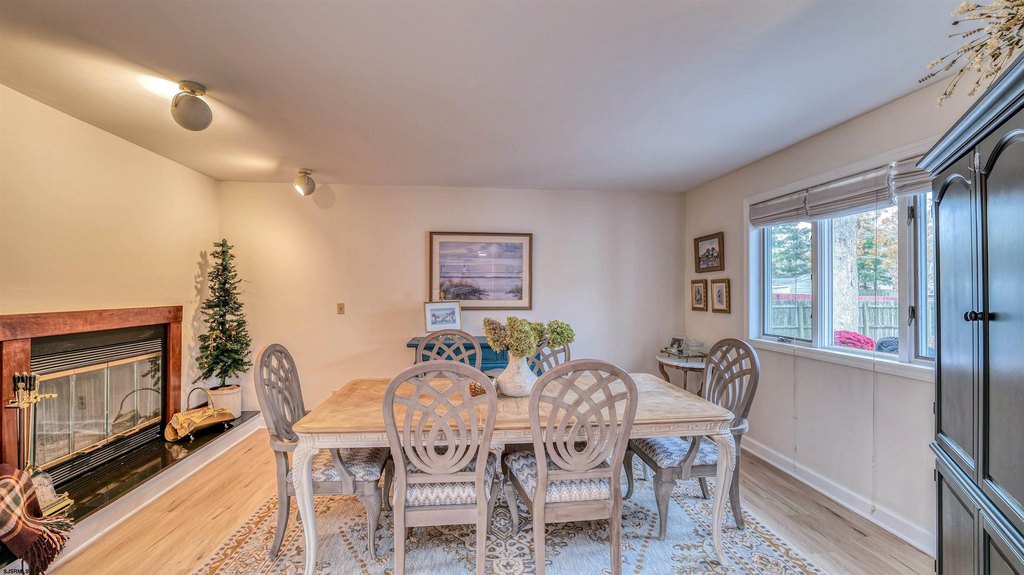 Somers Point, New Jersey, 08244, United States, 3 Bedrooms Bedrooms, ,2 BathroomsBathrooms,Residential,Forsale,1994155