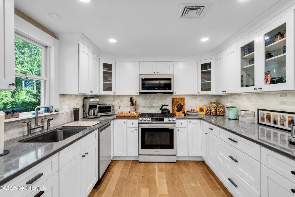 Toms River, New Jersey, 08755, United States, 4 Bedrooms Bedrooms, ,2.5 BathroomsBathrooms,Residential,Forsale,2004118