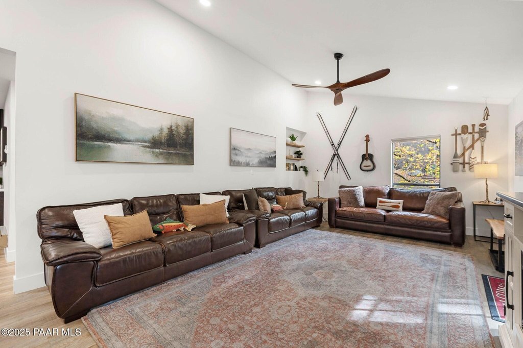 Prescott, Arizona, 86303, United States, 4 Bedrooms Bedrooms, ,3 BathroomsBathrooms,Residential,Forsale,1994048