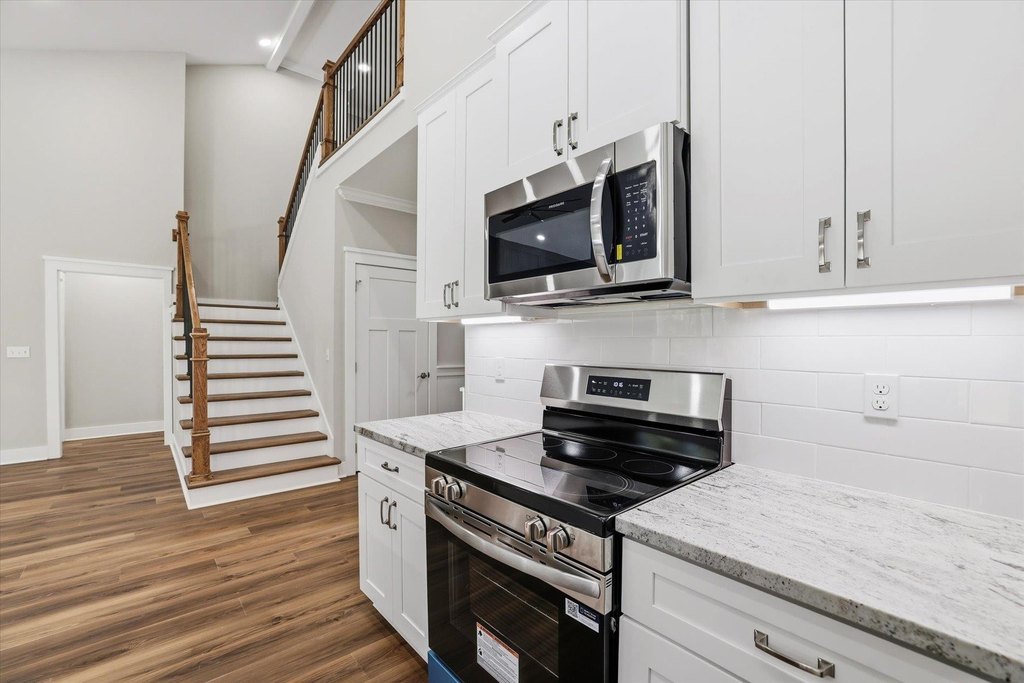 Tallahassee, Florida, 32312, United States, 5 Bedrooms Bedrooms, ,3.5 BathroomsBathrooms,Residential,Forsale,1995099