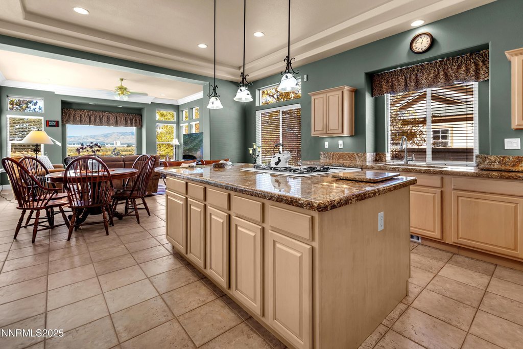 Reno, Nevada, 89502, United States, 3 Bedrooms Bedrooms, ,2.5 BathroomsBathrooms,Residential,Forsale,2012831