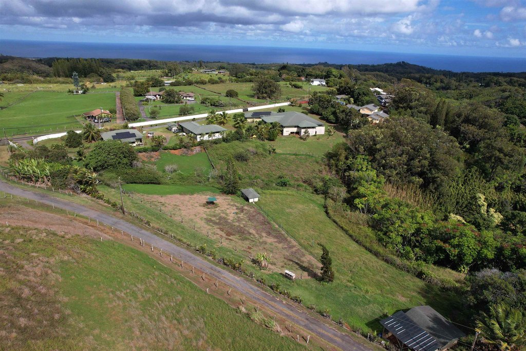 Haiku, Hawaii, 96708, United States, 3 Bedrooms Bedrooms, ,4.5 BathroomsBathrooms,Residential,Forsale,2009555