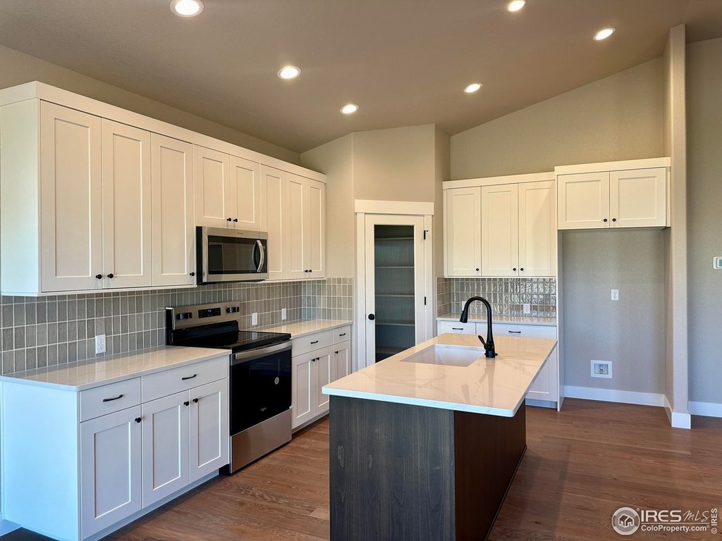 Wellington, Colorado, 80549, United States, 3 Bedrooms Bedrooms, ,2 BathroomsBathrooms,Residential,Forsale,1999967