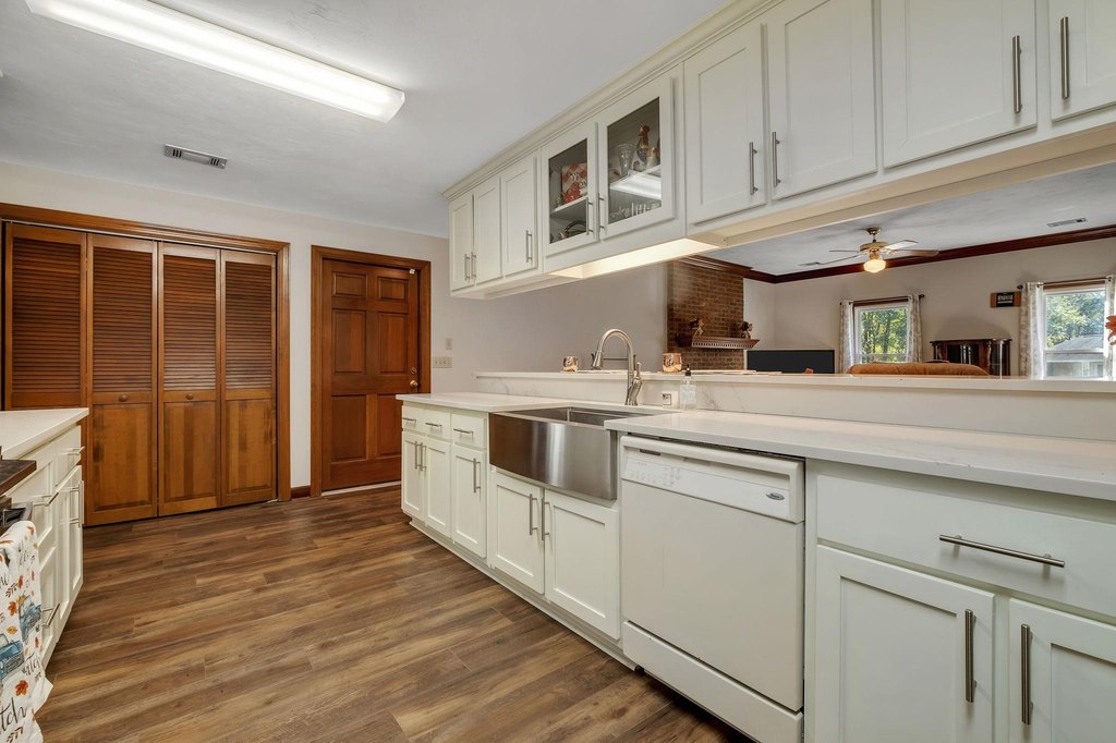 Tallahassee, Florida, 32312, United States, 3 Bedrooms Bedrooms, ,2.5 BathroomsBathrooms,Residential,Forsale,2004637