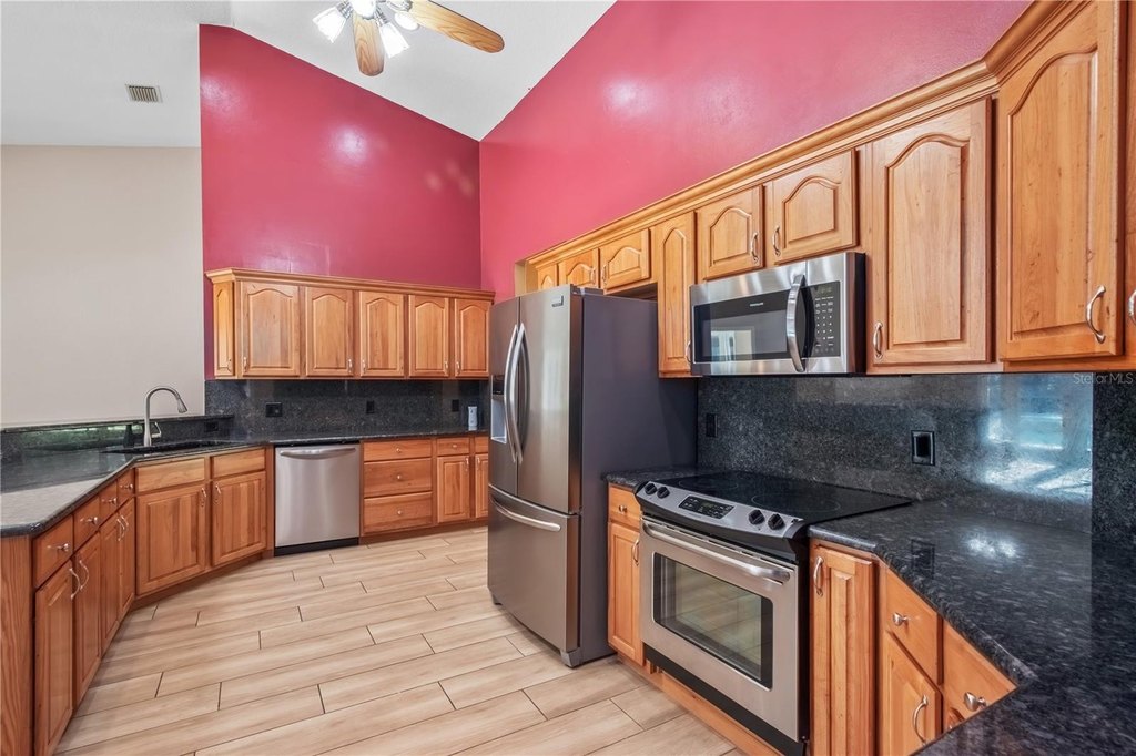 OCALA, Florida, 34475, United States, 3 Bedrooms Bedrooms, ,3 BathroomsBathrooms,Residential,Forsale,2004574