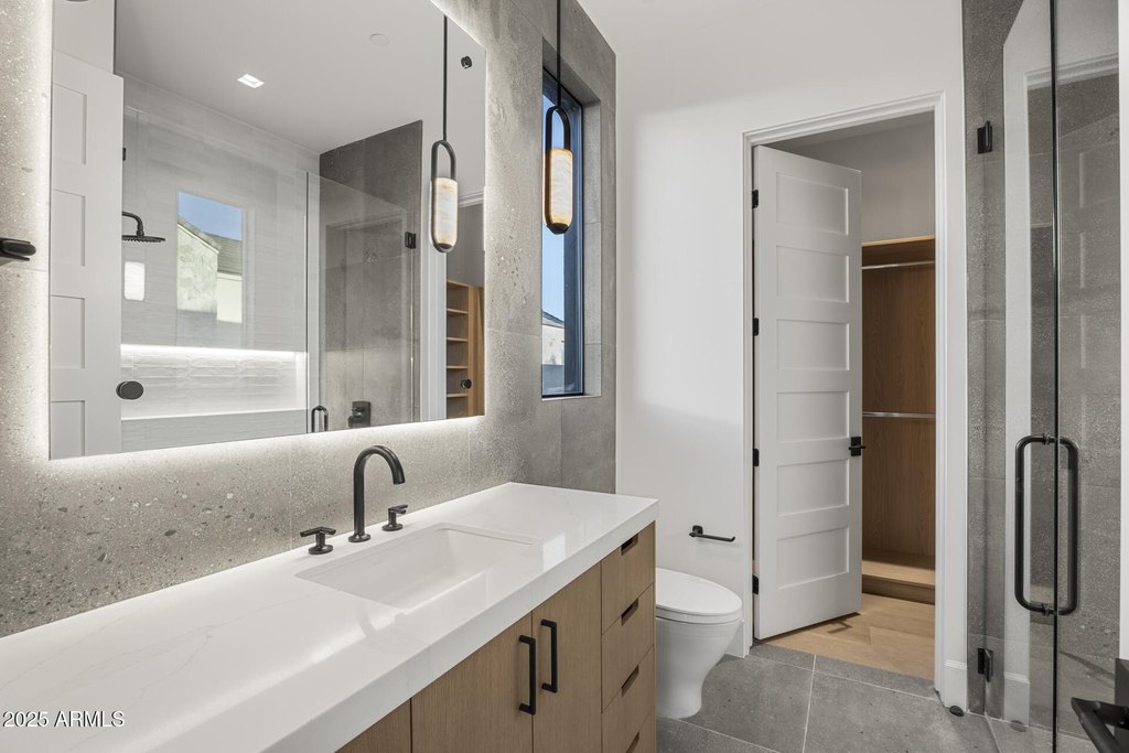 Scottsdale, Arizona, 85254, United States, 6 Bedrooms Bedrooms, ,6.5 BathroomsBathrooms,Residential,Forsale,2004934