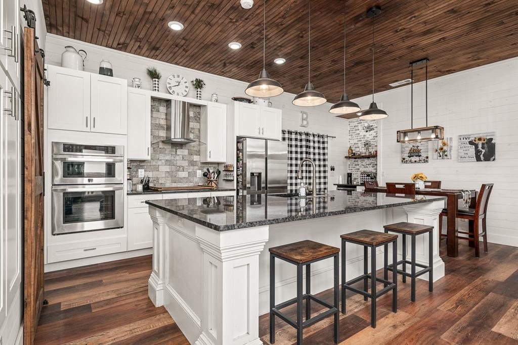 Monroe, Tennessee, 38573, United States, 3 Bedrooms Bedrooms, ,3.5 BathroomsBathrooms,Residential,Forsale,2010936