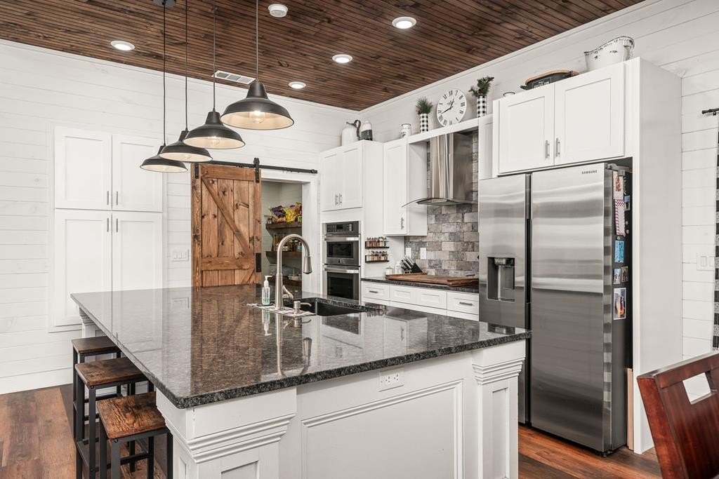 Monroe, Tennessee, 38573, United States, 3 Bedrooms Bedrooms, ,3.5 BathroomsBathrooms,Residential,Forsale,2010936