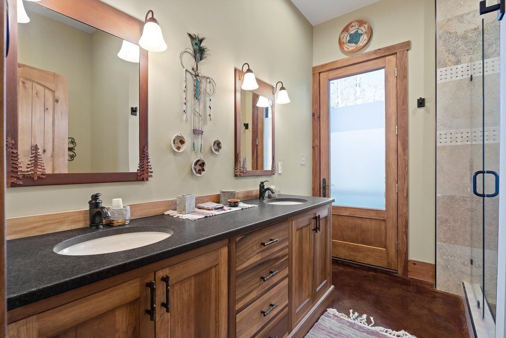 Ten Mile, Tennessee, 37880, United States, 3 Bedrooms Bedrooms, ,3.5 BathroomsBathrooms,Residential,Forsale,2009597