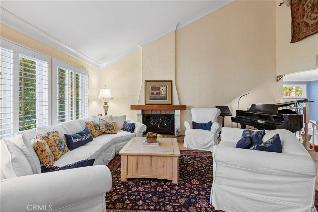 Lake Forest, California, 92630, United States, 5 Bedrooms Bedrooms, ,2.5 BathroomsBathrooms,Residential,Forsale,2009208