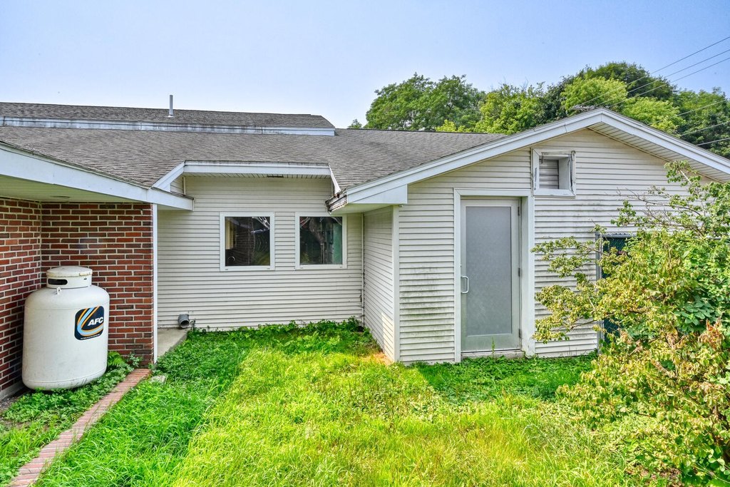 Augusta, Maine, 04330, United States, ,Commercial,Forsale,2010631