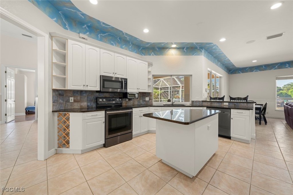 Fort Myers, Florida, 33908, United States, 4 Bedrooms Bedrooms, ,3.5 BathroomsBathrooms,Residential,Forsale,1994999