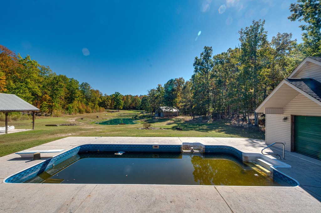 Ringgold, Georgia, 30736, United States, 3 Bedrooms Bedrooms, ,3.5 BathroomsBathrooms,Residential,Forsale,2004682