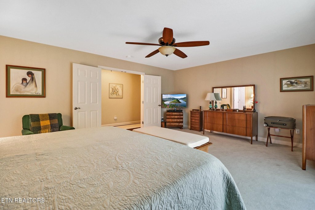 Crossville, Tennessee, 38558, United States, 3 Bedrooms Bedrooms, ,2 BathroomsBathrooms,Residential,Forsale,1952855