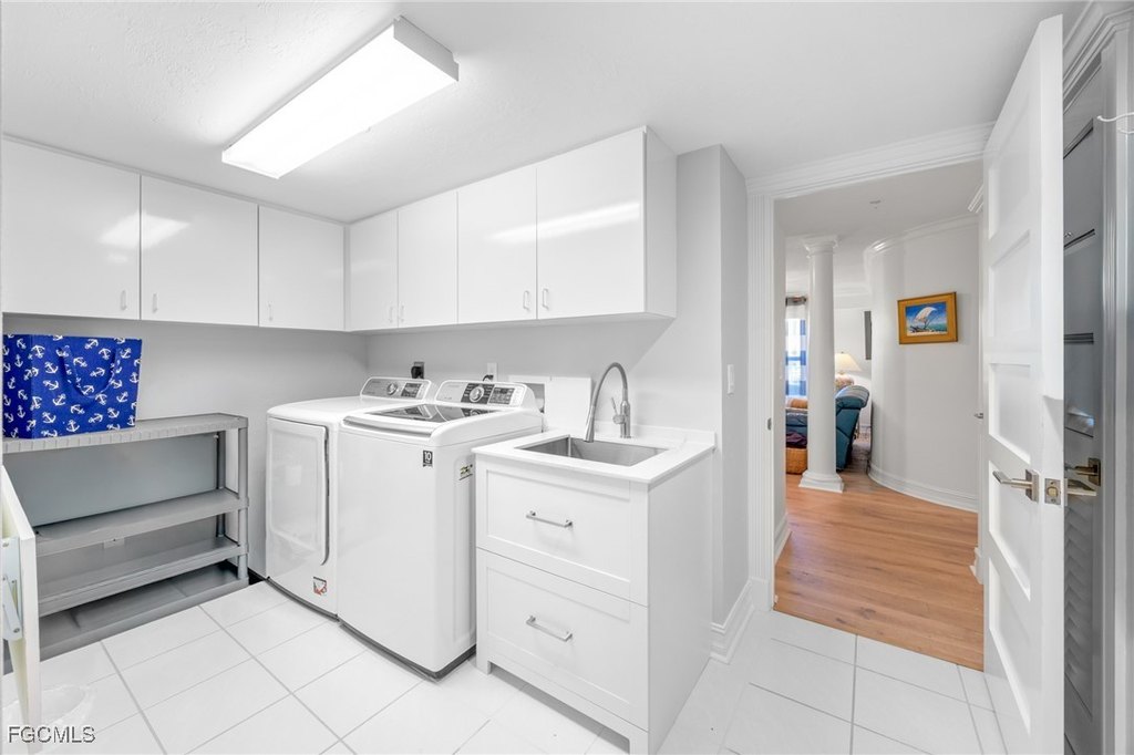 Sanibel, Florida, 33957, United States, 3 Bedrooms Bedrooms, ,3.5 BathroomsBathrooms,Residential,Forsale,2004798