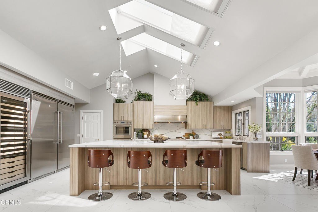 Camarillo, California, 93012, United States, 5 Bedrooms Bedrooms, ,6.5 BathroomsBathrooms,Residential,Forsale,2004523