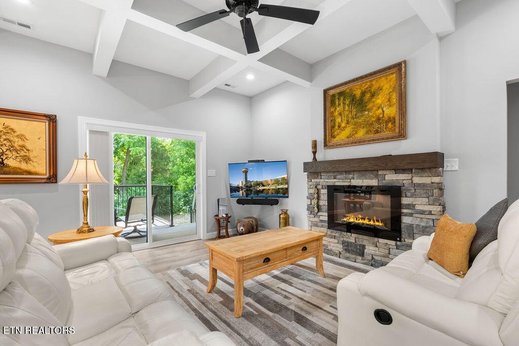 Loudon, Tennessee, 37774, United States, 3 Bedrooms Bedrooms, ,2 BathroomsBathrooms,Residential,Forsale,1942457 Loudon, Tennessee, 37774, United States, 3 Bedrooms Bedrooms, ,2 BathroomsBathrooms,Residential,Forsale,1942457