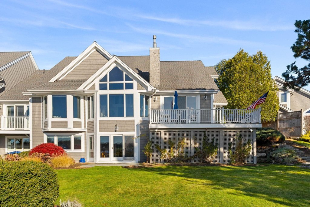 New Castle, New Hampshire, 03854, United States, 3 Bedrooms Bedrooms, ,3.5 BathroomsBathrooms,Residential,Forsale,2004717