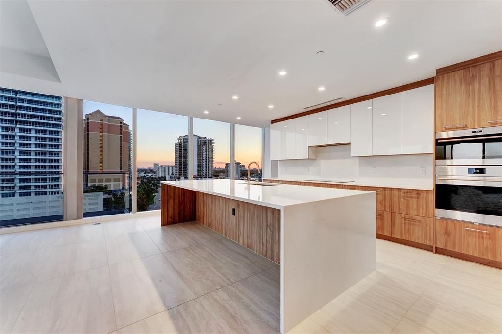 Fort Lauderdale, Florida, 33304, United States, 4 Bedrooms Bedrooms, ,3.5 BathroomsBathrooms,Residential,Forsale,2004503