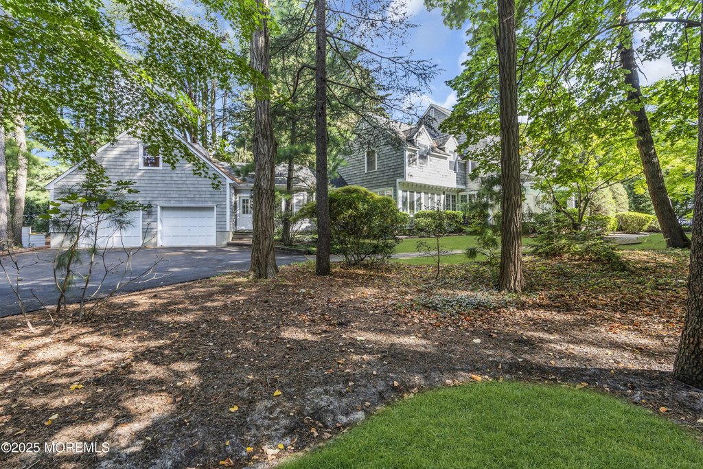 Brielle, New Jersey, 08730, United States, 5 Bedrooms Bedrooms, ,4.5 BathroomsBathrooms,Residential,Forsale,1984560