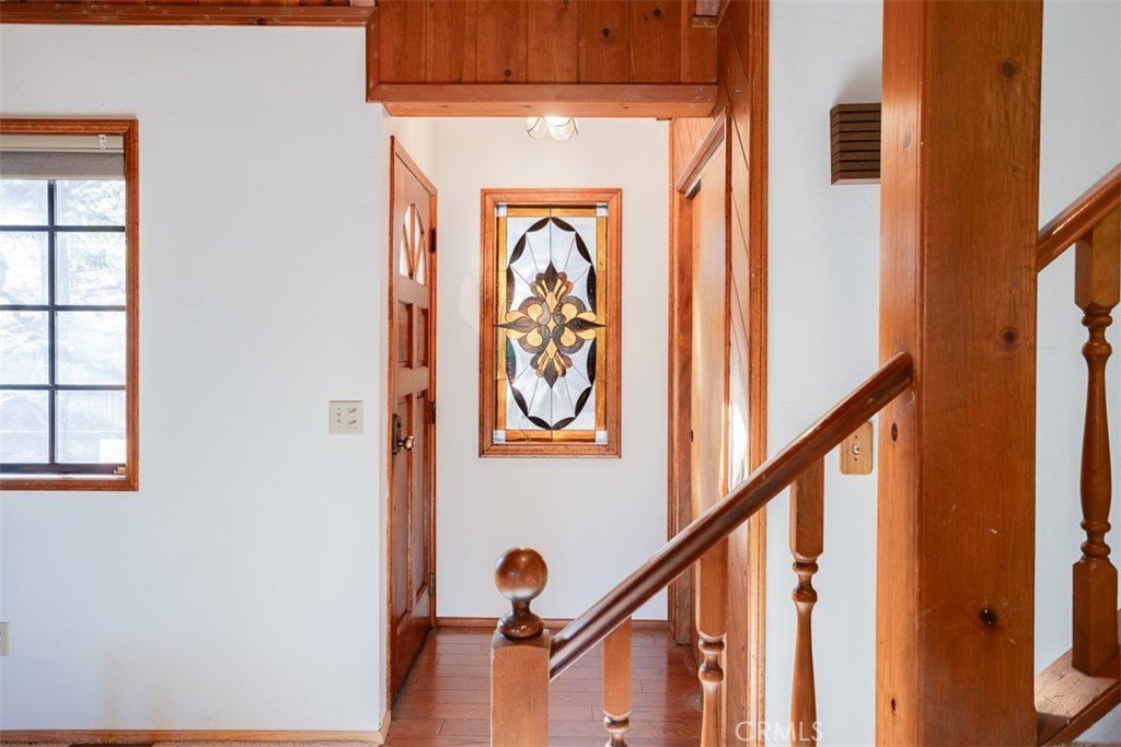 Lake Arrowhead, California, 92352, United States, 5 Bedrooms Bedrooms, ,3.5 BathroomsBathrooms,Residential,Forsale,1953304