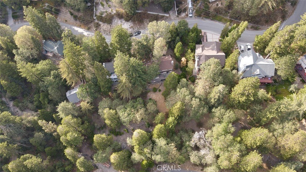 Lake Arrowhead, California, 92352, United States, 5 Bedrooms Bedrooms, ,3.5 BathroomsBathrooms,Residential,Forsale,1953304