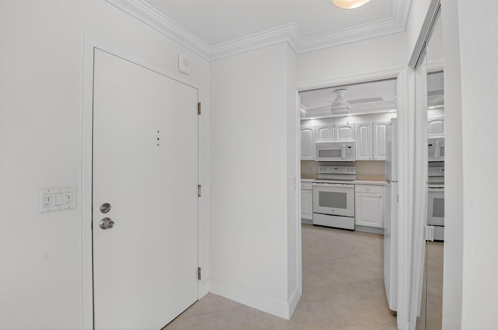 Highland Beach, Florida, 33487, United States, 2 Bedrooms Bedrooms, ,2 BathroomsBathrooms,Residential,Forsale,2004489