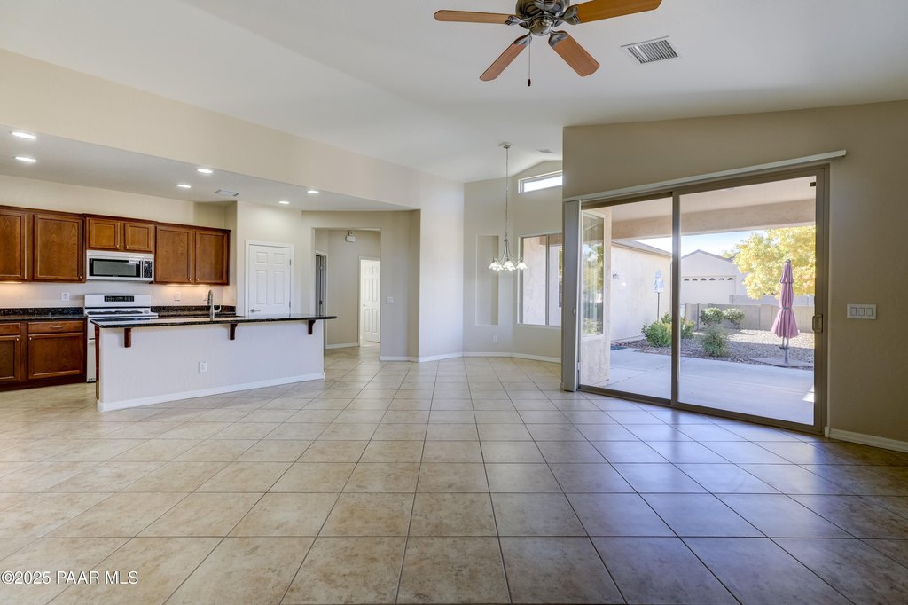 Prescott Valley, Arizona, 86314, United States, 3 Bedrooms Bedrooms, ,2 BathroomsBathrooms,Residential,Forsale,2011282