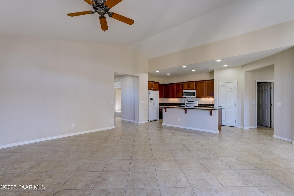 Prescott Valley, Arizona, 86314, United States, 3 Bedrooms Bedrooms, ,2 BathroomsBathrooms,Residential,Forsale,2011282