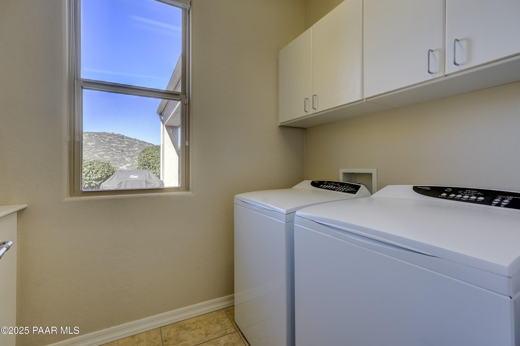 Prescott Valley, Arizona, 86314, United States, 3 Bedrooms Bedrooms, ,2 BathroomsBathrooms,Residential,Forsale,2011282