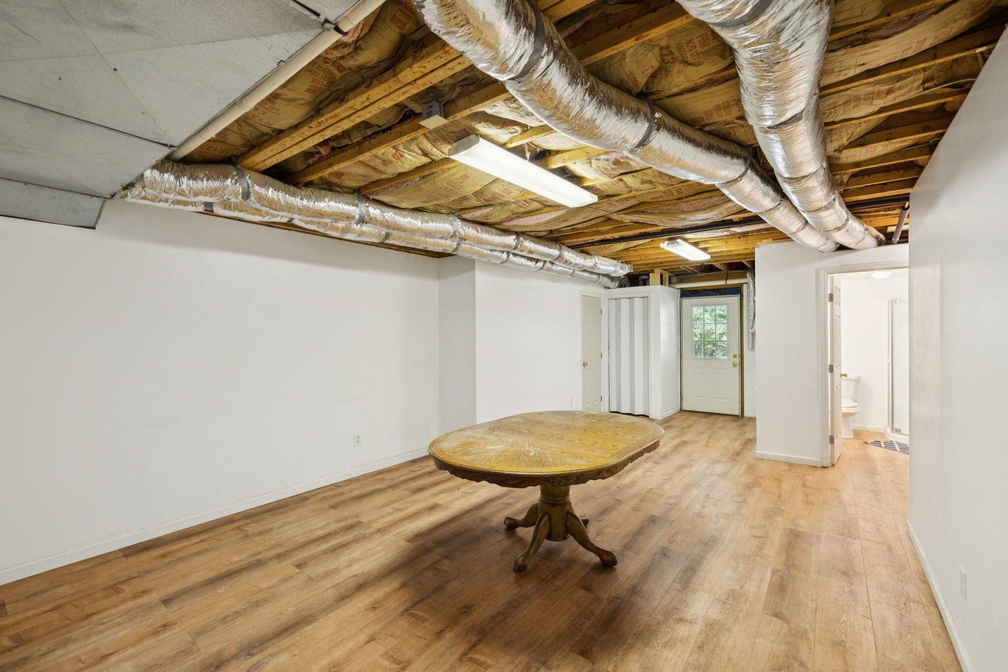 Harrison, Tennessee, 37341, United States, 4 Bedrooms Bedrooms, ,3 BathroomsBathrooms,Residential,Forsale,1946803