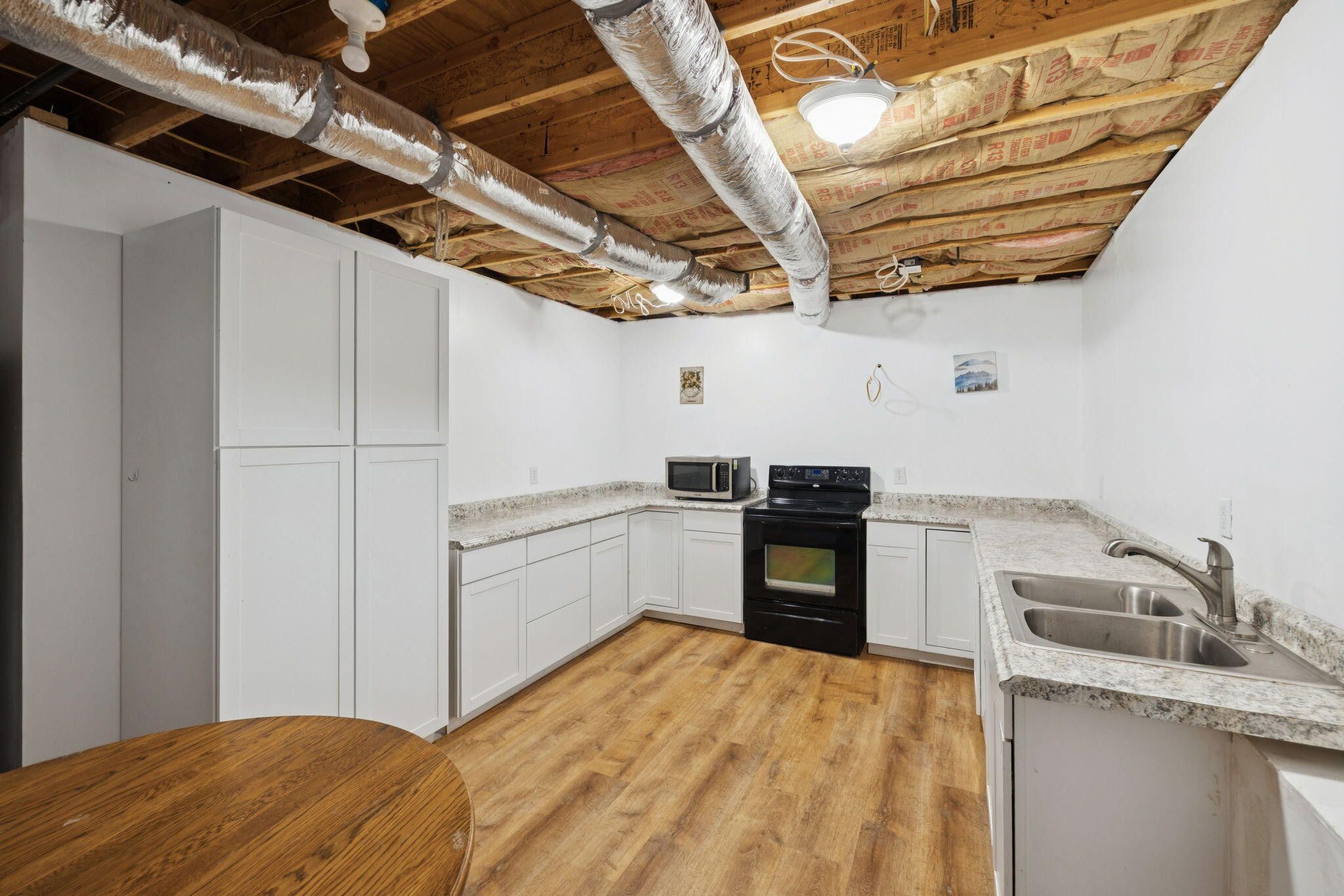 Harrison, Tennessee, 37341, United States, 4 Bedrooms Bedrooms, ,3 BathroomsBathrooms,Residential,Forsale,1946803